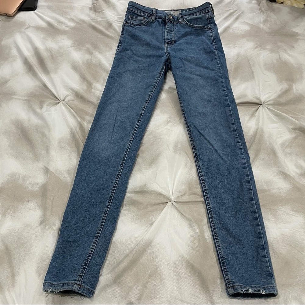 High waisted skinny jeans